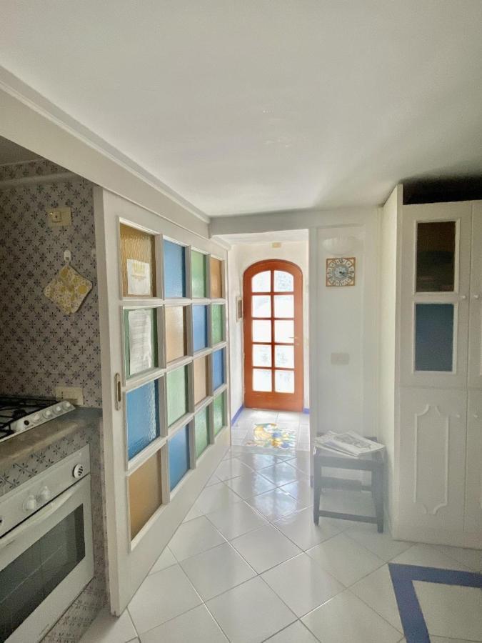 Central Apartment Le Botteghe Capri Buitenkant foto