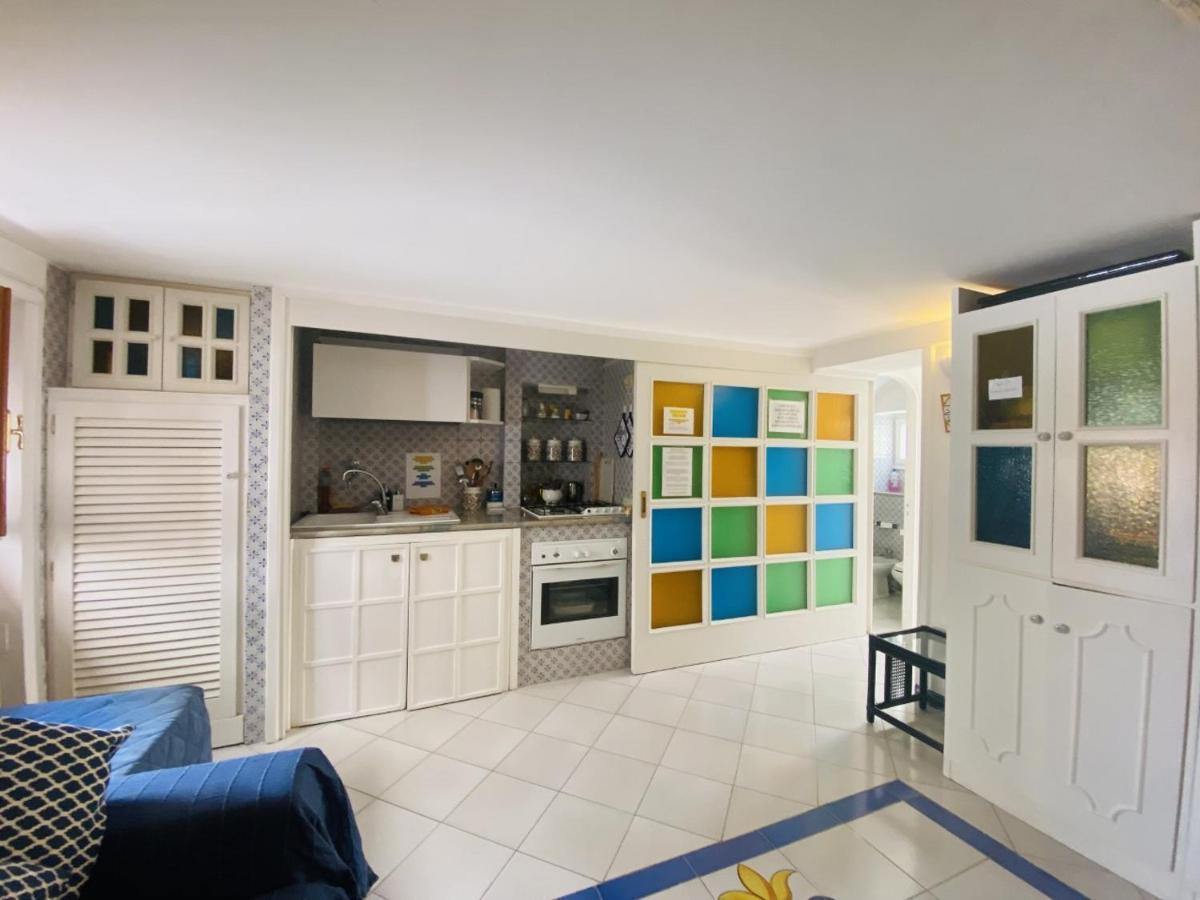 Central Apartment Le Botteghe Capri Buitenkant foto