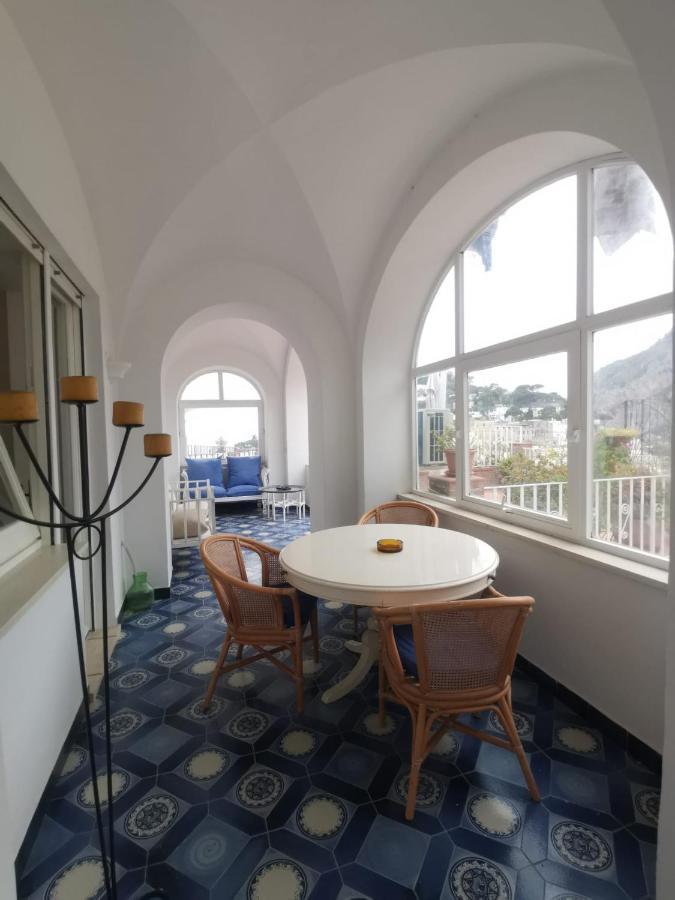 Central Apartment Le Botteghe Capri Buitenkant foto