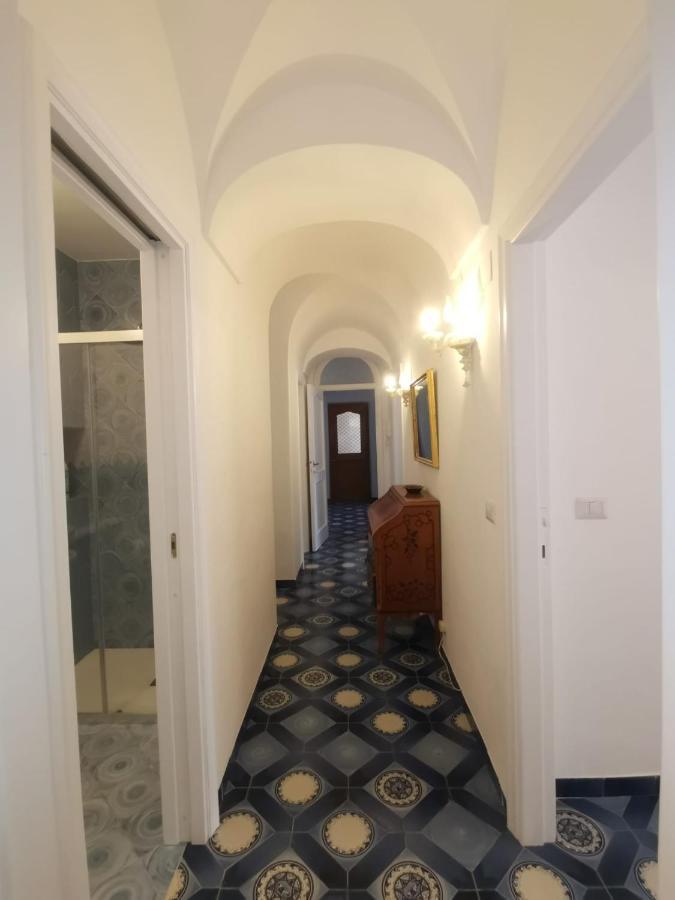 Central Apartment Le Botteghe Capri Buitenkant foto