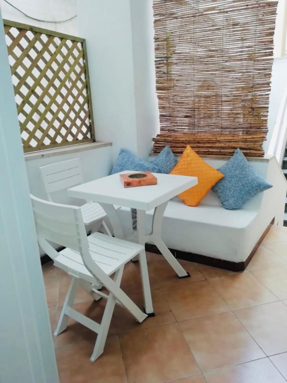 Central Apartment Le Botteghe Capri Buitenkant foto