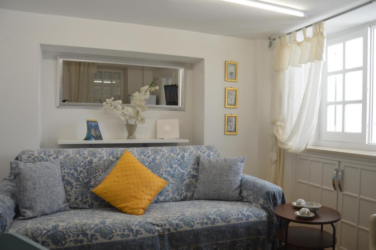 Central Apartment Le Botteghe Capri Buitenkant foto